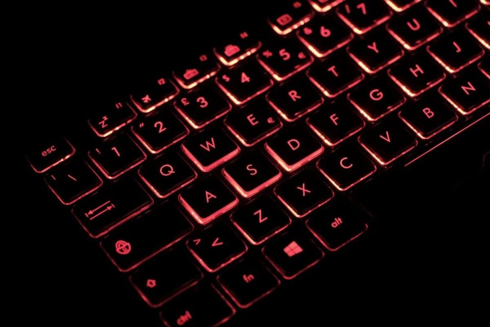 Эффективная чистка клавиатуры: просто и быстро