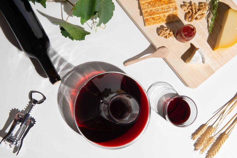 Выбор бокала для вина: почему форма имеет значение