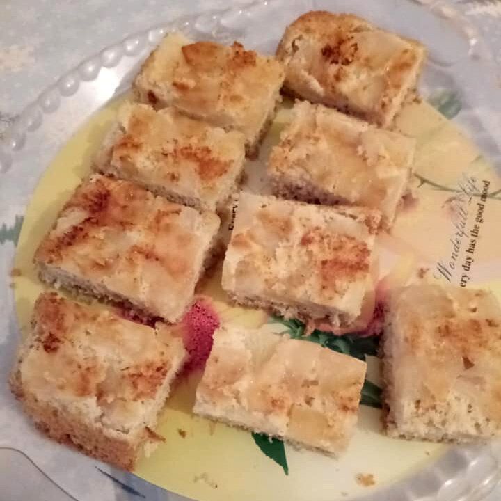 Яблочная шарлотка: легкий и вкусный десерт на альтернативной муке